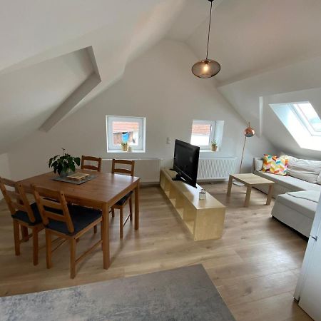 Helle 2 Zi. Wohnung Naehe Flughafen Muenchen Haimhausen  Bagian luar foto