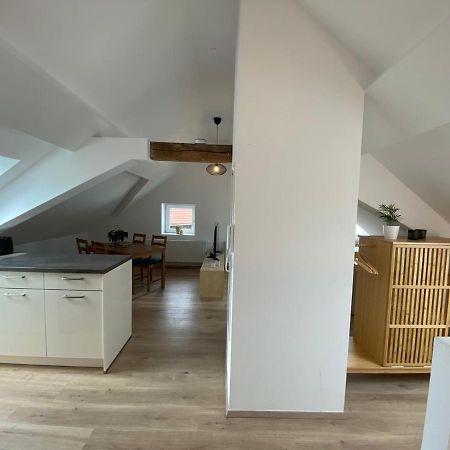 Helle 2 Zi. Wohnung Naehe Flughafen Muenchen Haimhausen  Bagian luar foto